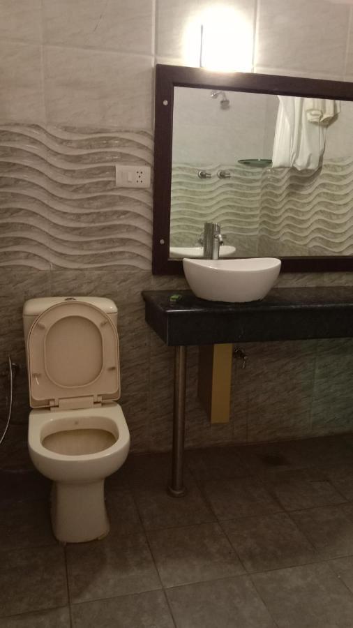 Vijay Resort Mahabalipuram By Hotel Guru Buitenkant foto