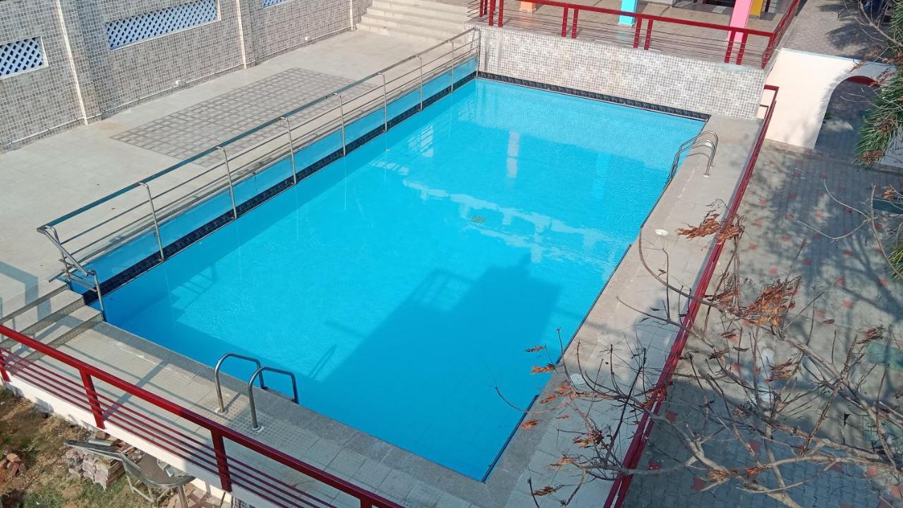 Vijay Resort Mahabalipuram By Hotel Guru Buitenkant foto